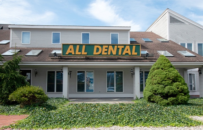 Front of the Westborough Massachusetts dental office